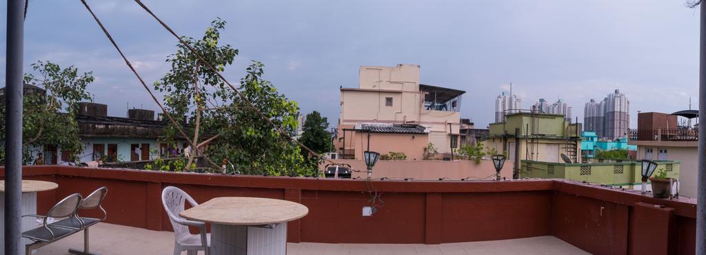 New Metro Guest House Kolkata Exterior photo