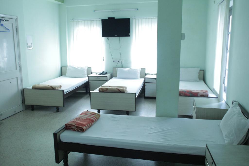 New Metro Guest House Kolkata Exterior photo